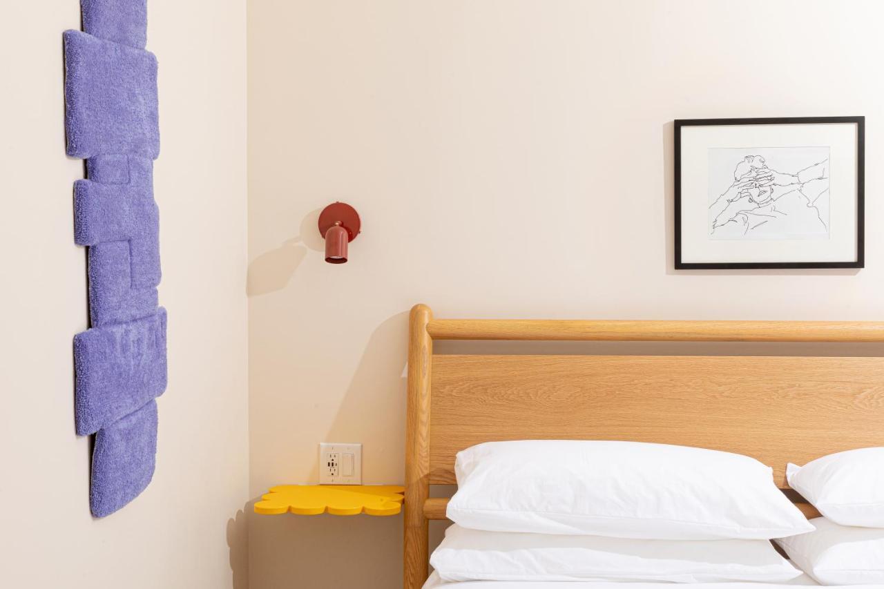 Yowie Hotel フィラデルフィア エクステリア 写真
